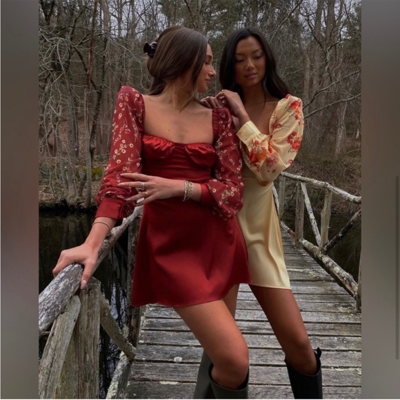 Danielle Bernstein satin dress - Picture 2 of 4